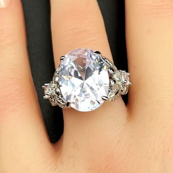 .925 Sterling Silver with Large Oval White Diamond Cubic Zirconia Ring Size 6 - Picture 1 of 10